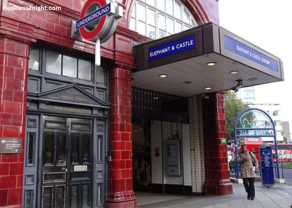 Can you catch the tube at Elephant and Castle Station Stop R?